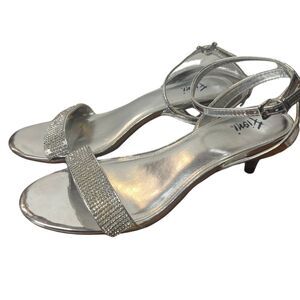 Fioni Size 8.5 Women's 2.5 Heel Silve Rhinestone